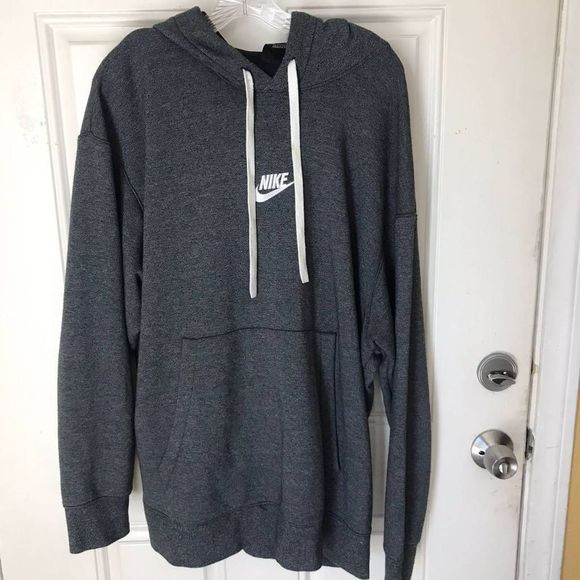 Nike Sweaters - Nike hoodie sweater center swoosh 2xl pullover